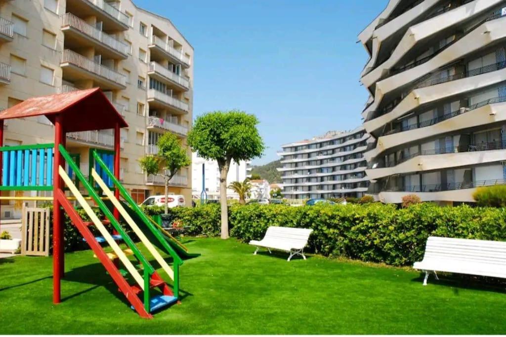 Vibras Estartit Playa Y Piscina Apartment L'Estartit Luaran gambar